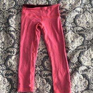 Cropped Lululemon leggings